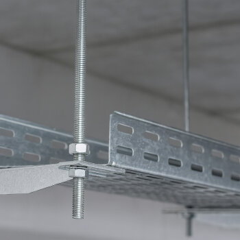 Gewindestange CL.4.8 1 Meter M4 DIN 975